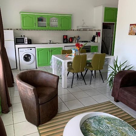 Les Pommes Lianes Apartment Deshaies Exterior photo