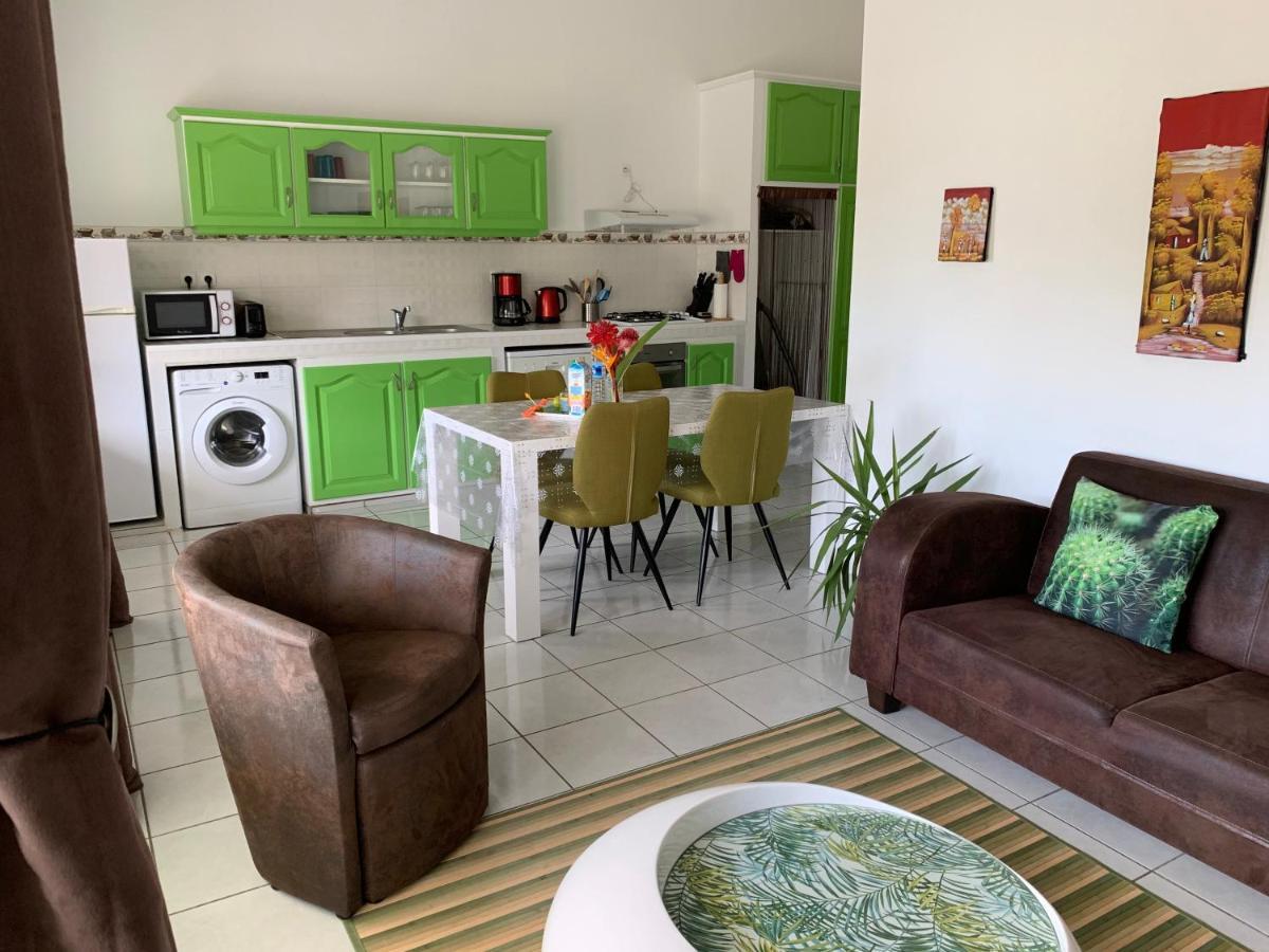 Les Pommes Lianes Apartment Deshaies Exterior photo